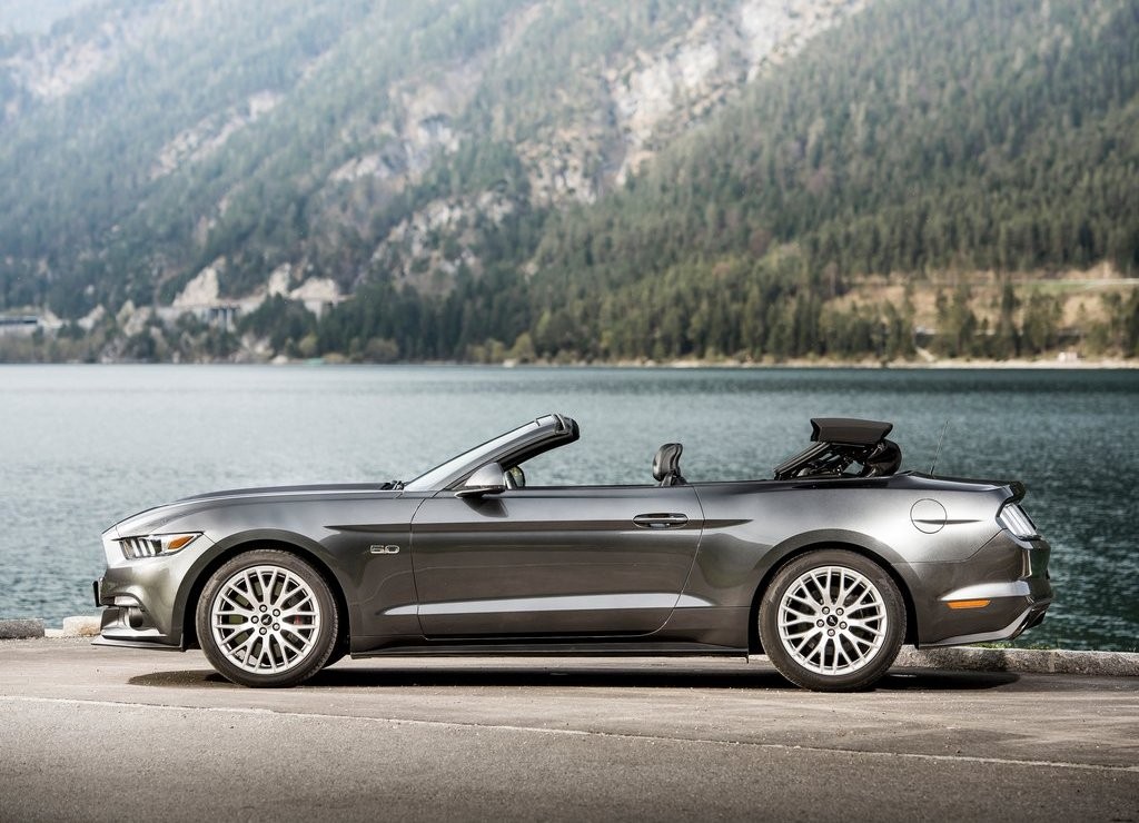 ESTE É O FORD MUSTANG CONVERSÍVEL NA VERSÃO EUROPEIA, foto 11