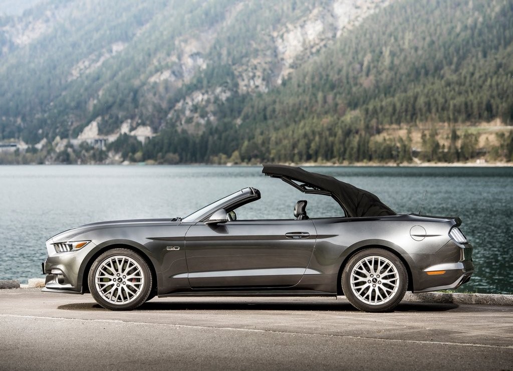 ESTE É O FORD MUSTANG CONVERSÍVEL NA VERSÃO EUROPEIA, foto 14