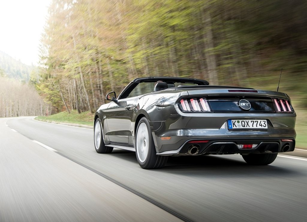 ESTE É O FORD MUSTANG CONVERSÍVEL NA VERSÃO EUROPEIA, foto 18