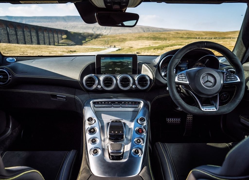 MERCEDES-AMG GT S EM SUA VERSÃO BRITÂNICA, foto 15