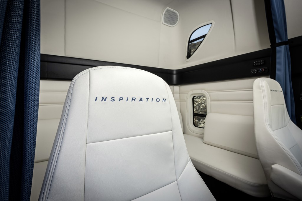 PRIMEIRO CAMINHÃO AUTÔNOMO DA MARCA FREIGHTLINER CIRCULA NOS EUA, foto 30