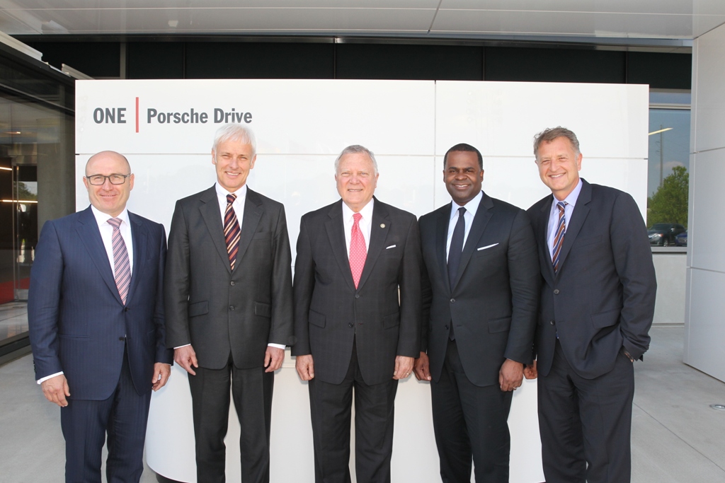 A PORSCHE INAUGURA O CENTRO DE EXPERIÊNCIA DO CLIENTE E A SEDE DA EMPRESA NOS EUA, foto 4