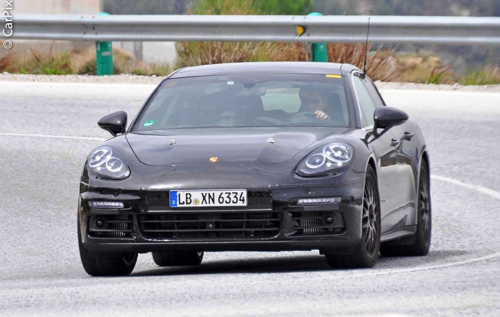 PRÓXIMA GERAÇÃO DO PORSCHE PANAMERA S E-HYBRID DEVE CHEGAR EM 2017, foto 2