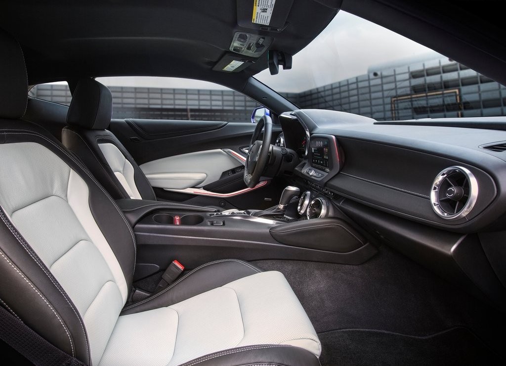 CHEVROLET LANÇA O CAMARO 2016 NOS EUA, foto 15
