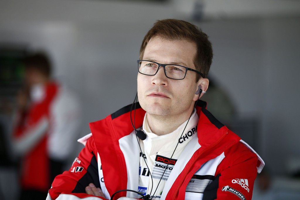 OPERAÇÕES PARA CORRER NO LIMITE - TRÊS PORSCHE 919 HYBRID EM LE MANS, foto 10
