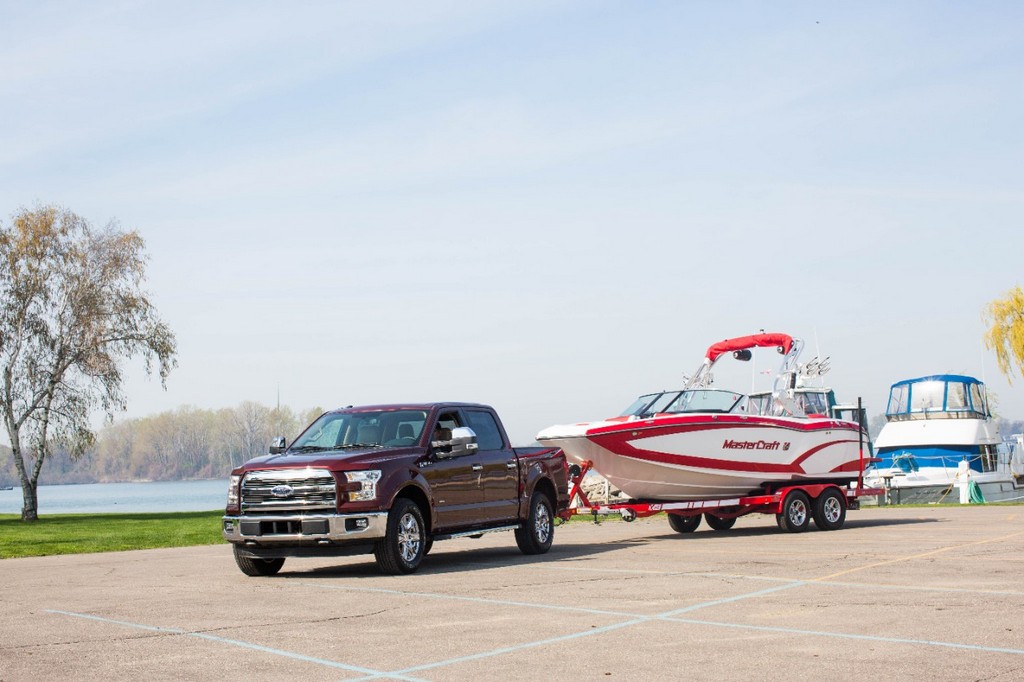 FORD APRESENTA O ASSISTENTE DE RÉ PARA REBOQUE, NOVA TECNOLOGIA EXCLUSIVA DA F-150, foto 4