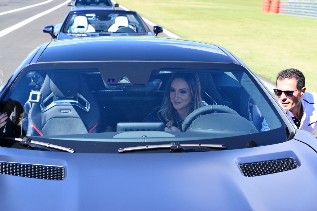 MERCEDES-AMG PROMOVE DIA DE PISTA EXCLUSIVO PARA MULHERES, foto 1