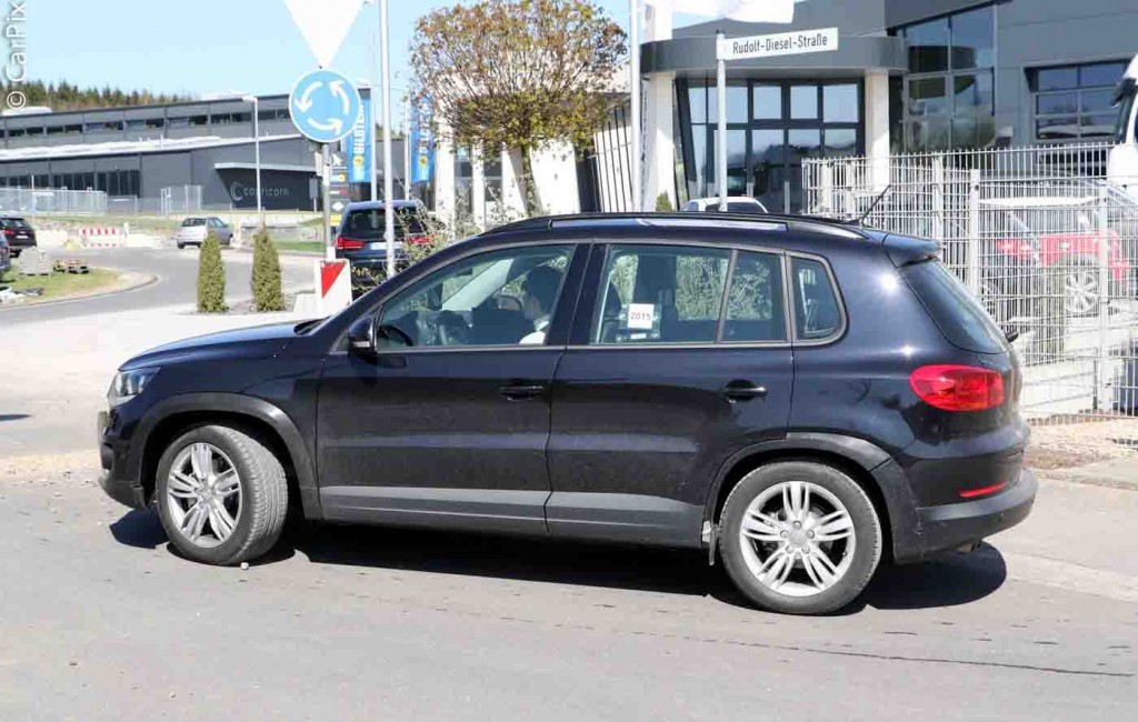 AUDI Q1 USANDO UM VW TIGUAN COMO “MULA”, foto 5