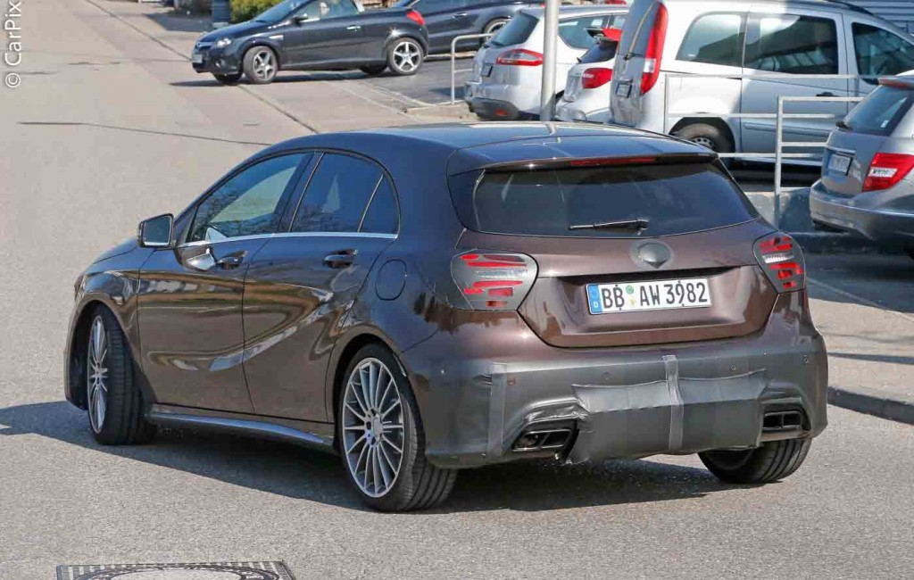 MERCEDES-AMG A 45 S PODERÁ SURGIR COM 400 CV, foto 8