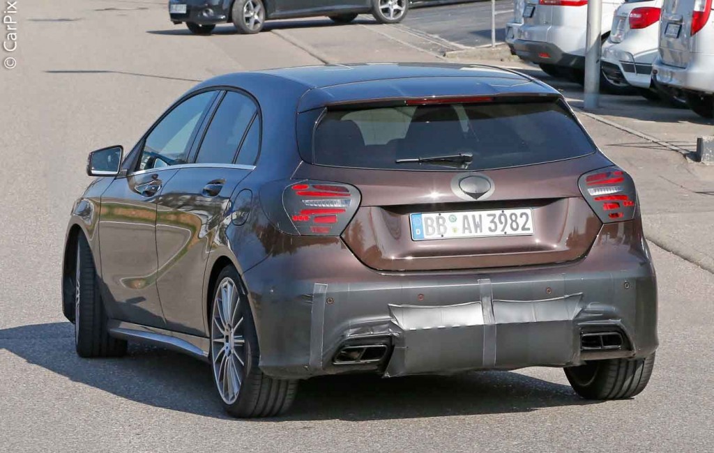 MERCEDES-AMG A 45 S PODERÁ SURGIR COM 400 CV, foto 9