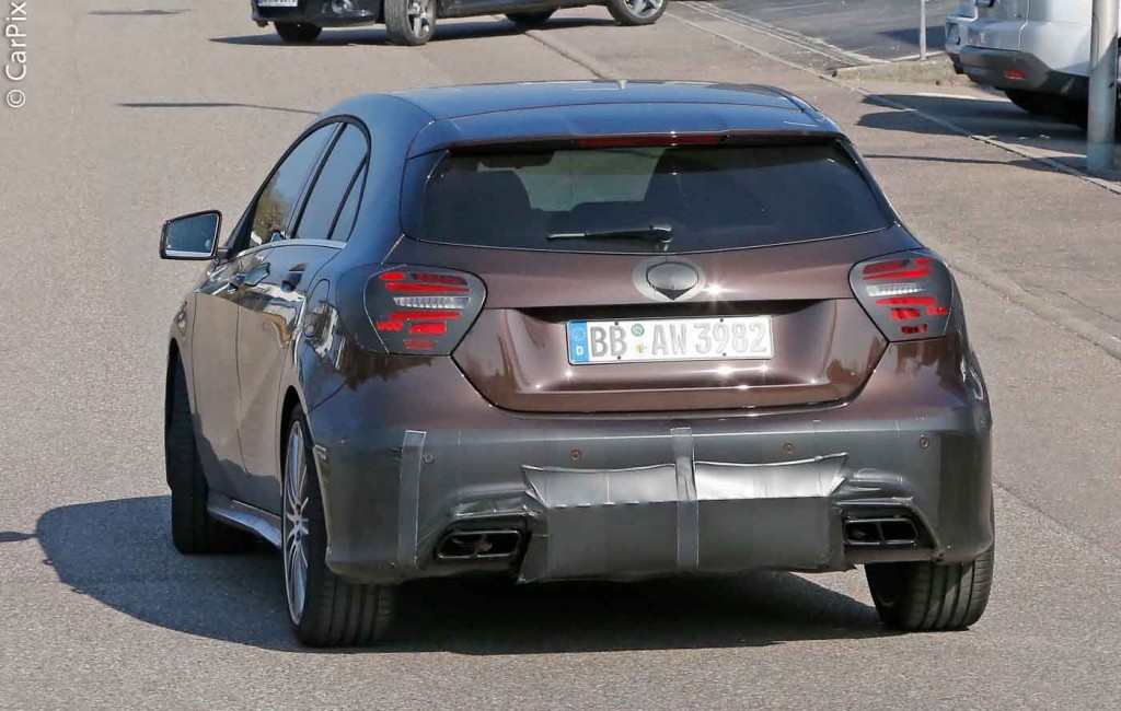 MERCEDES-AMG A 45 S PODERÁ SURGIR COM 400 CV, foto 10