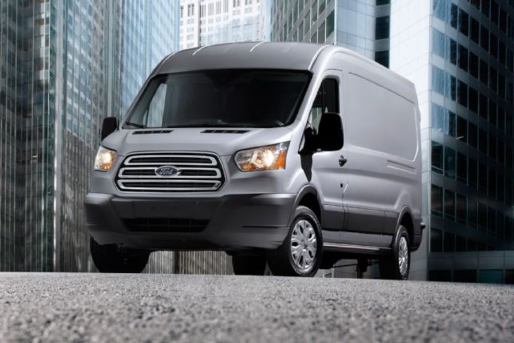 FORD ATUALIZA A TRANSIT, foto 2