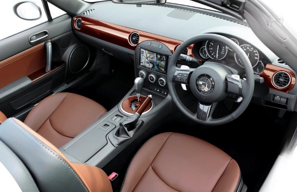 MITSUOKA ROADSTER SERÁ VENDIDO SOMENTE NO REINO UNIDO, foto 13