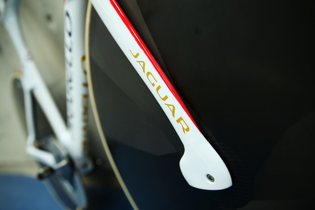 JAGUAR DESENVOLVE BICICLETA PARA TENTAR RECORDE, foto 1