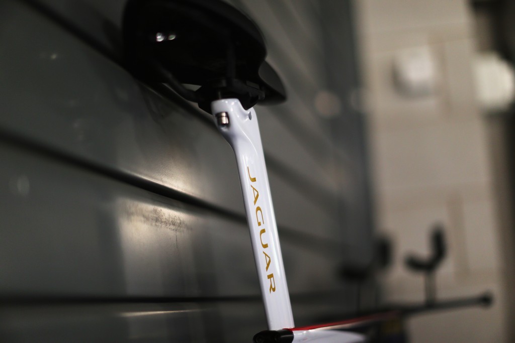 JAGUAR DESENVOLVE BICICLETA PARA TENTAR RECORDE, foto 6