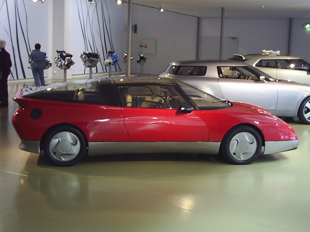 ANTIGOS MODELOS: SAAB EV-1 CONCEPT, foto 2