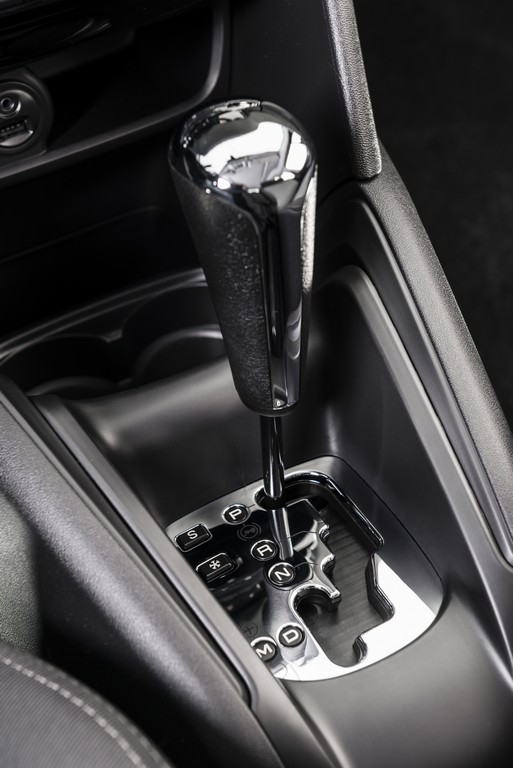 PEUGEOT 208 CHEGA AINDA MAIS COMPLETO NA LINHA 2016 E PELO MESMO PREÇO DAS VERSÕES 2015, foto 40