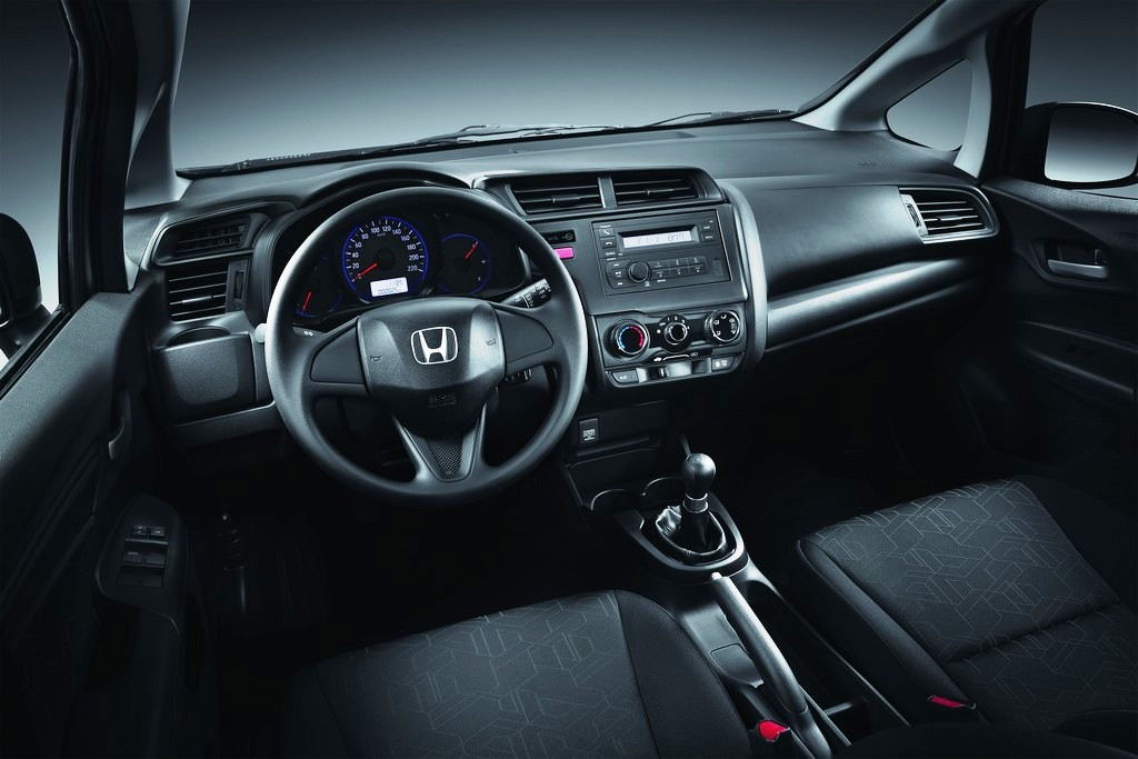 HONDA FIT GANHA NOVOS ATRATIVOS EM SUA LINHA 2016, foto 8