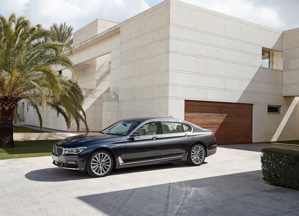 NOVA GERAÇÃO DO BMW SÉRIE 7 AGORA É OFICIAL, foto 2
