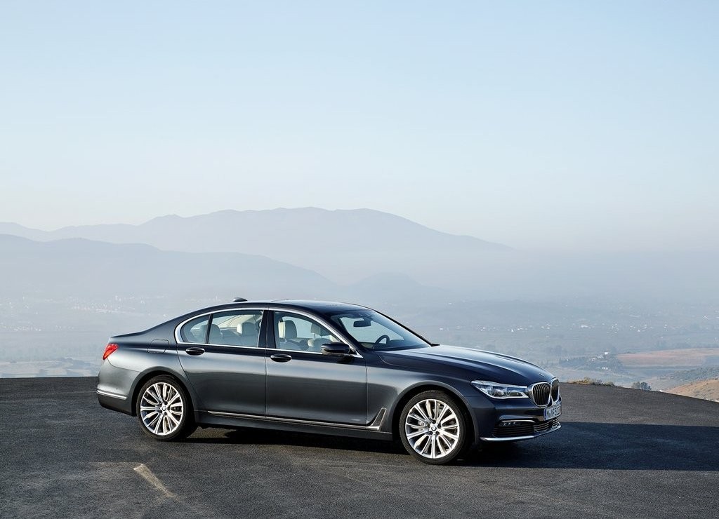 NOVA GERAÇÃO DO BMW SÉRIE 7 AGORA É OFICIAL, foto 5