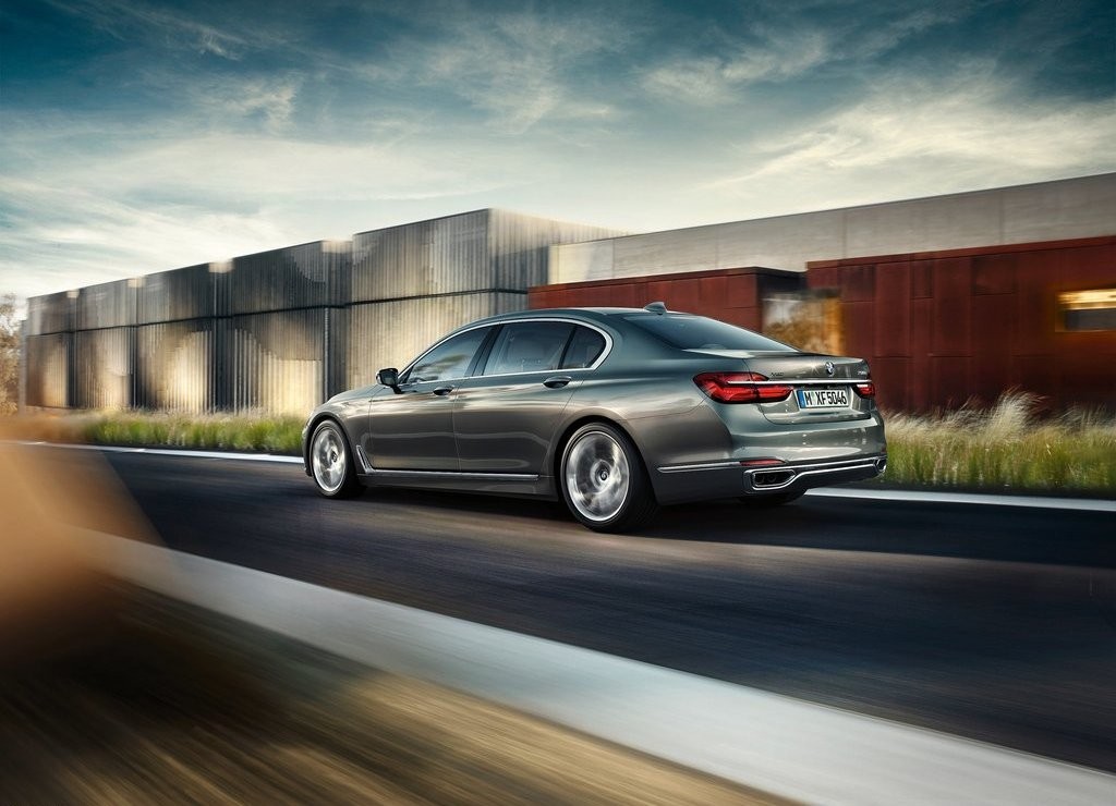 NOVA GERAÇÃO DO BMW SÉRIE 7 AGORA É OFICIAL, foto 21