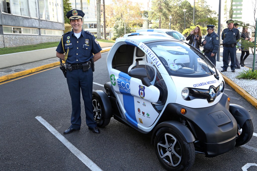 PROJETO CURITIBA ECOELÉTRICO EVITA EMISSÃO DE 6,6 TONELADAS DE CO2 COM VEÍCULOS RENAULT ZERO EMISSÃO, foto 1
