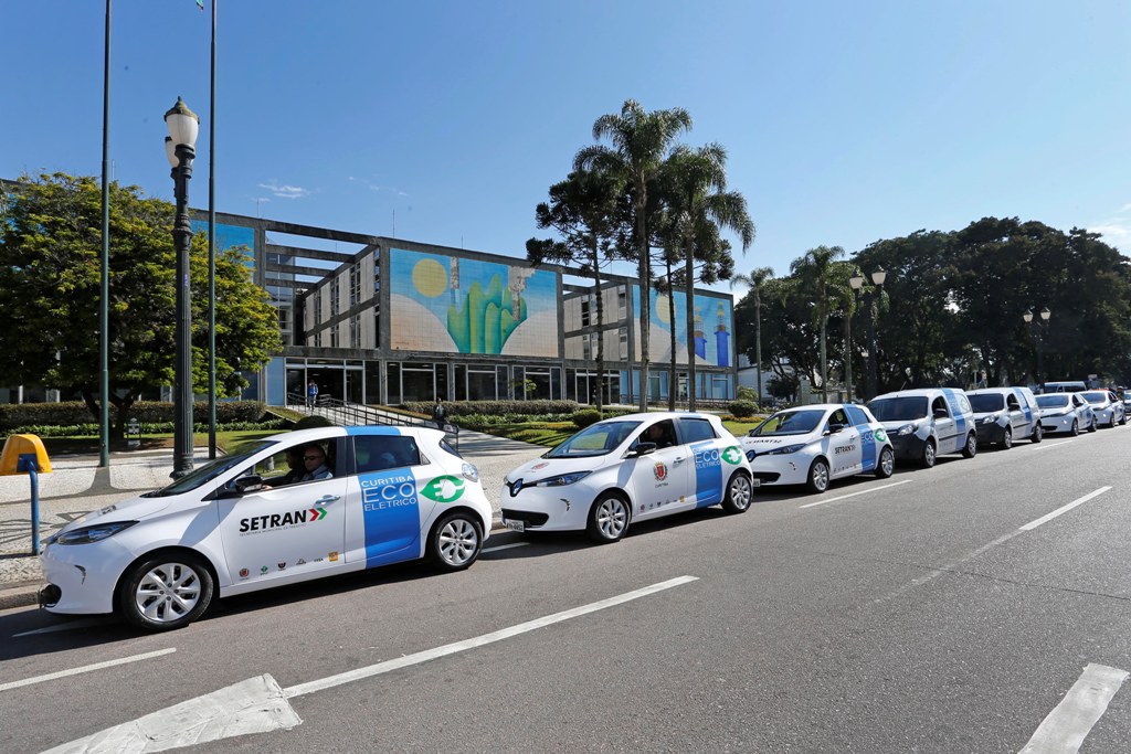 PROJETO CURITIBA ECOELÉTRICO EVITA EMISSÃO DE 6,6 TONELADAS DE CO2 COM VEÍCULOS RENAULT ZERO EMISSÃO, foto 3
