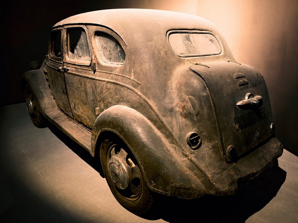 O TOYOTA MAIS ANTIGO JÁ FABRICADO DESCANSA NO MUSEU LOUWMAN NA HOLANDA, foto 5
