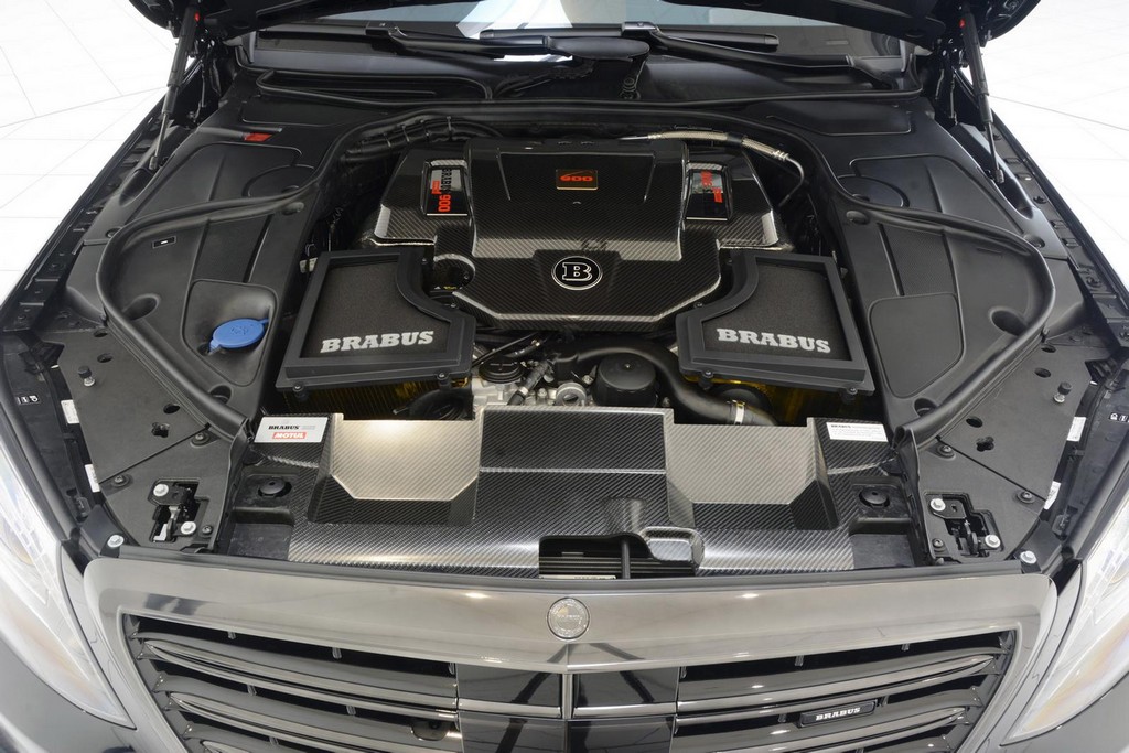 MERCEDES-MAYBACH BRABUS ROCKET 900: 3 TONELADAS A 350 KM/H, foto 6