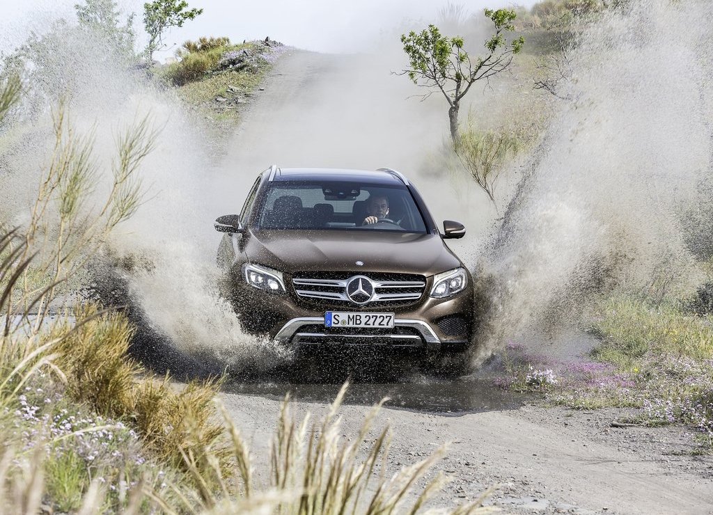 MERCEDES-BENZ REVELA O GLC, foto 29