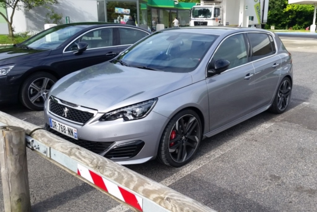 PEUGEOT 308 GTI SERÁ MOSTRADO COM MOTORES DE 250 E 270 CV, foto 1