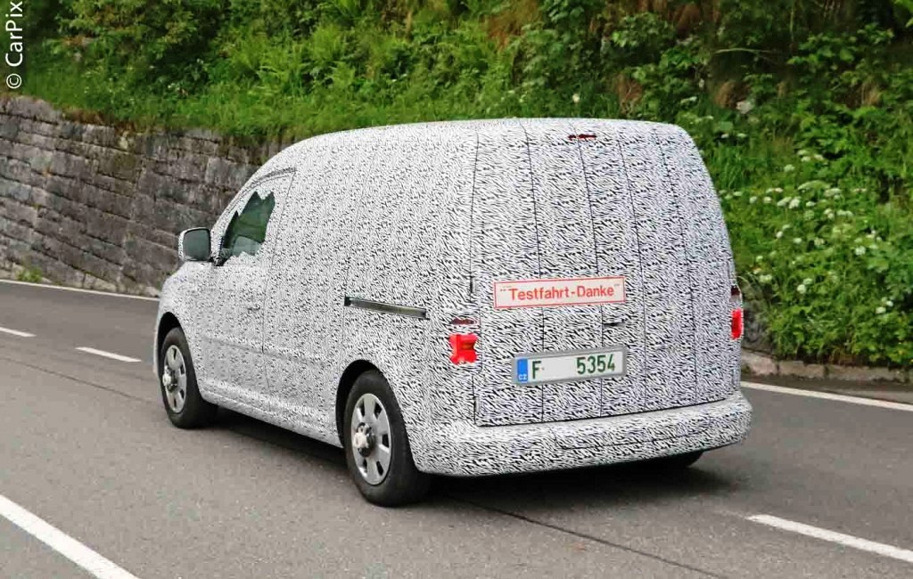 SKODA ROOMSTER SERÁ RENOVADO, foto 7