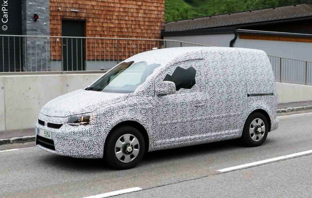 SKODA ROOMSTER SERÁ RENOVADO, foto 11
