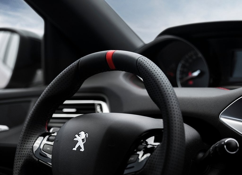 PEUGEOT REVELA O 308 GTi, foto 25