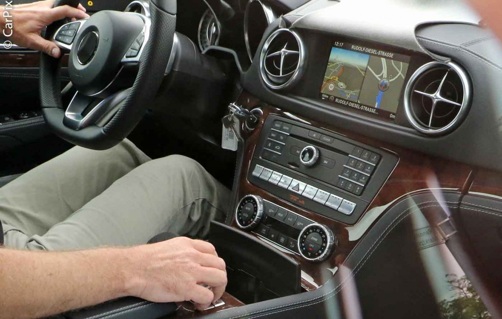 MERCEDES-BENZ SL TERÁ UM RESTYLING SIGNIFICATIVO, foto 9