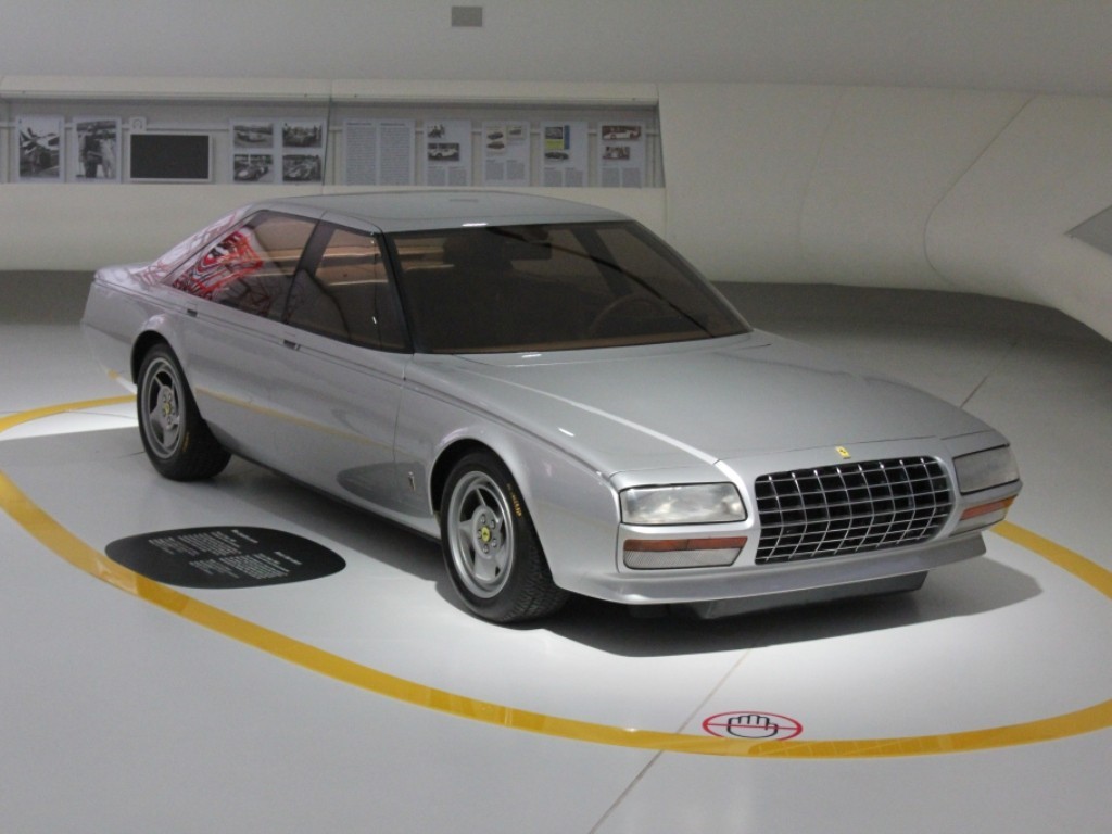 ANTIGOS MODELOS: FERRARI PININ BY PININFARINA, foto 21