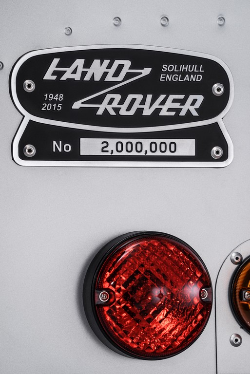 LAND ROVER CELEBRA 2 MILHÕES DE DEFENDERS PRODUZIDOS, foto 9
