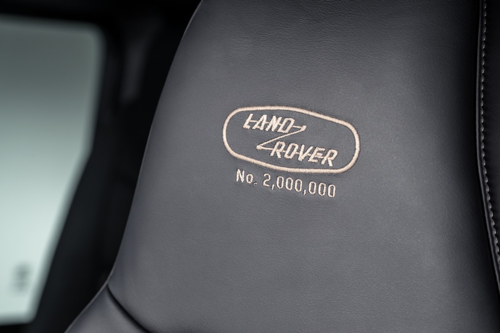 LAND ROVER CELEBRA 2 MILHÕES DE DEFENDERS PRODUZIDOS, foto 21