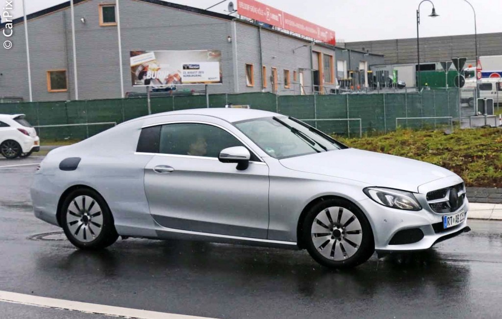 NOVO MERCEDES-BENZ C CLASS COUPE PRONTO PARA FRANKFURT, foto 5