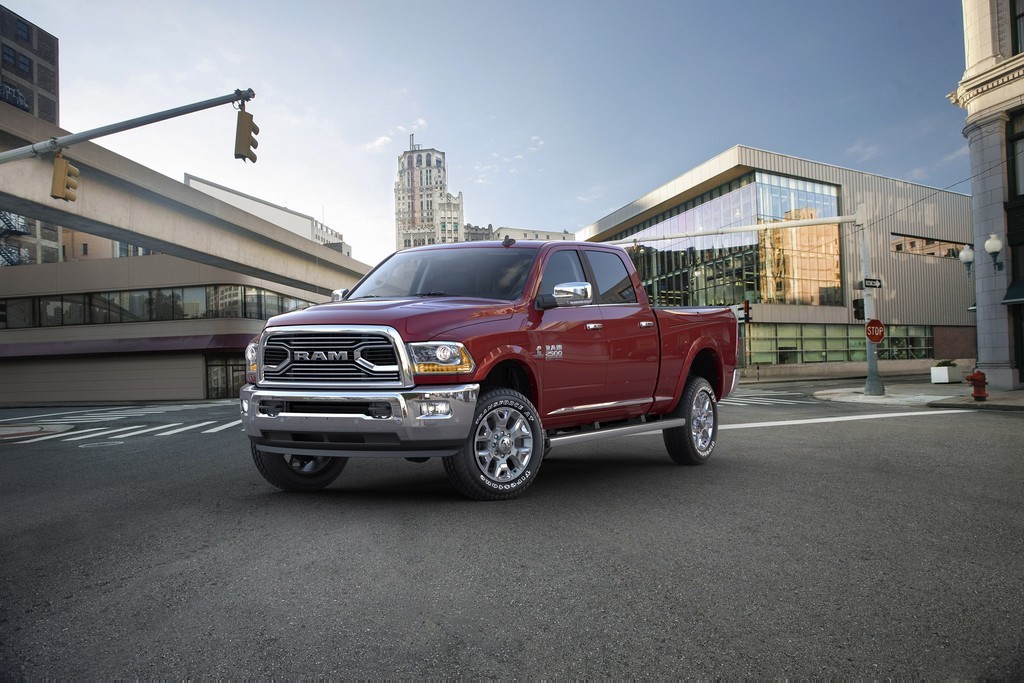 RAM APRESENTA A LINHA 2016 DAS PICK-UPS HEAVY DUTY, foto 1