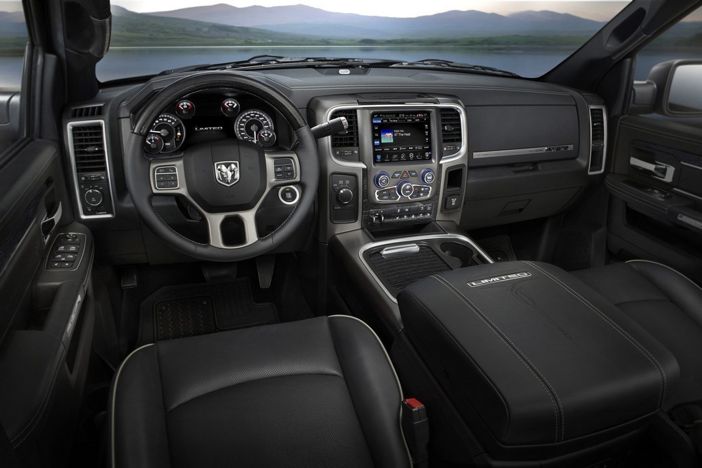 RAM APRESENTA A LINHA 2016 DAS PICK-UPS HEAVY DUTY, foto 3