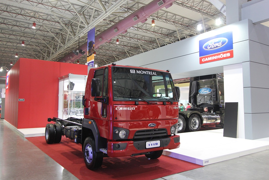 FORD EXPÕE CAMINHÕES CARGO NA TRANSPOSUL EM PORTO ALEGRE, foto 1