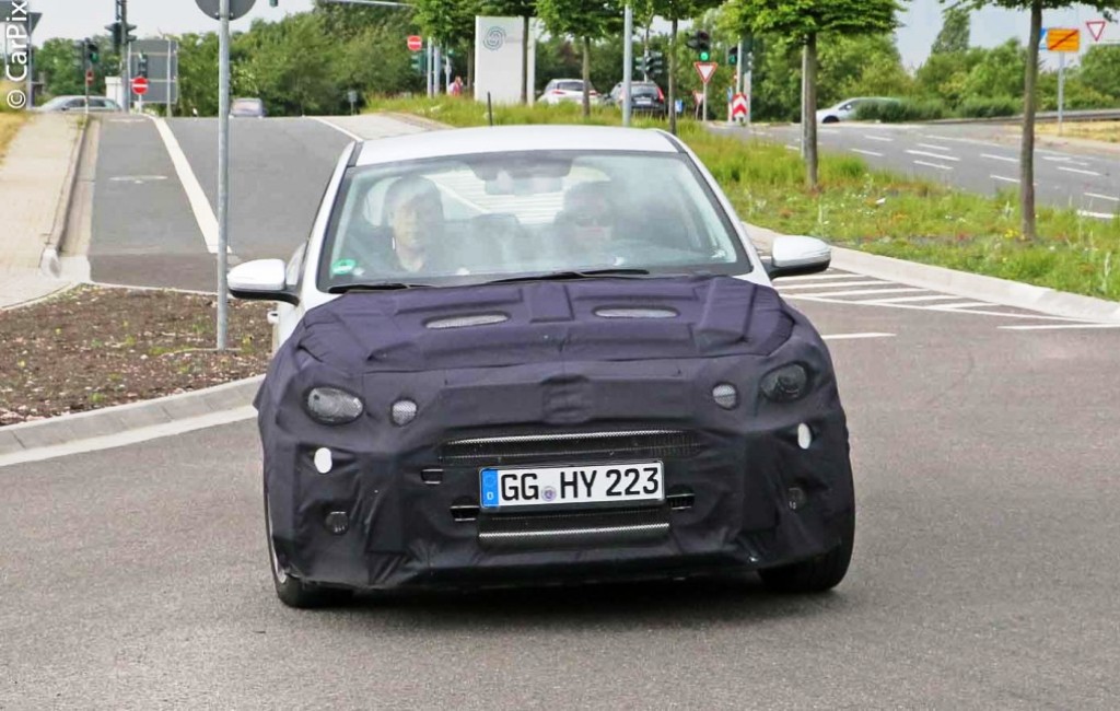 HYUNDAI JÁ ESTÁ TRABALHANDO NO FACELIFT DO i20, foto 2