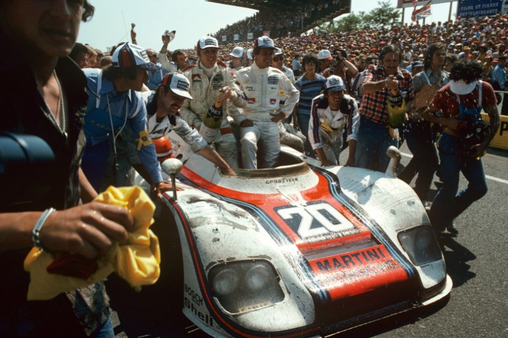 PORSCHE COMEMORA 17 VITÓRIAS NA CLASSIFICAÇÃO GERAL DAS 24 HORAS DE LE MANS, foto 8