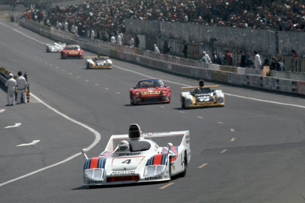 PORSCHE COMEMORA 17 VITÓRIAS NA CLASSIFICAÇÃO GERAL DAS 24 HORAS DE LE MANS, foto 9