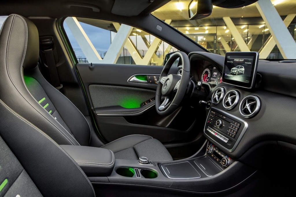 MERCEDES-BENZ A CLASS RENOVADO É OFICIAL E CHEGA AO MERCADO EM SETEMBRO, foto 16