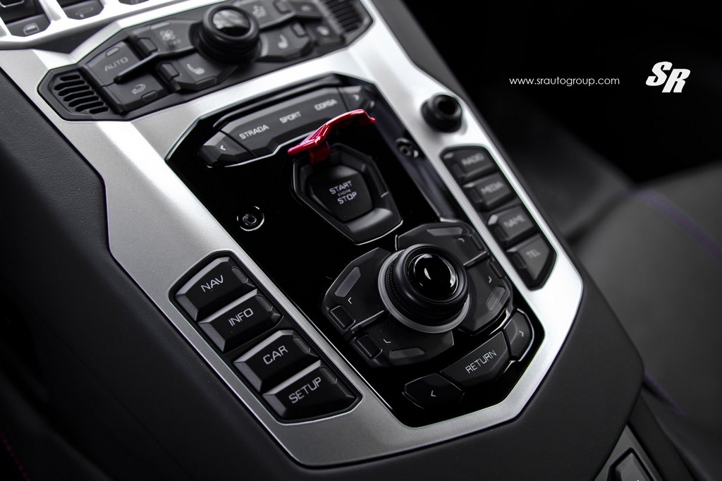 A CANADENSE SR AUTO MOSTRA PROGRAMA DE TUNING PARA O LAMBORGHINI AVENTADOR, foto 4