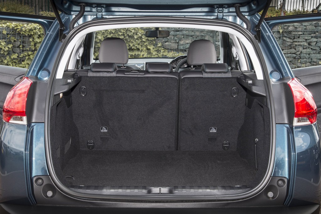 PEUGEOT 2008 URBAN CROSS É APRESENTADO NO REINO UNIDO, foto 7