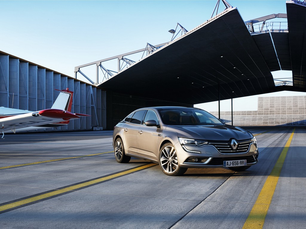 RENAULT REVELA O TALISMAN, SUCESSOR DO LAGUNA, foto 1