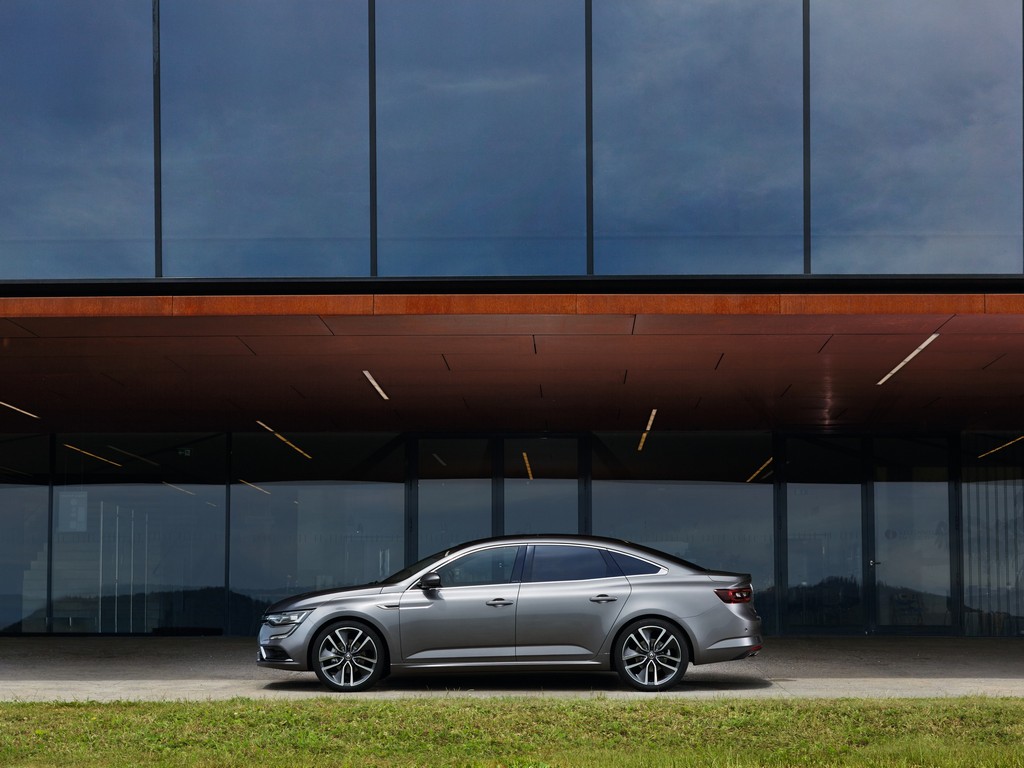 RENAULT REVELA O TALISMAN, SUCESSOR DO LAGUNA, foto 7
